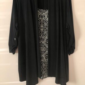 ⚫️Woman’s Blouse! Comfortable Stretching material